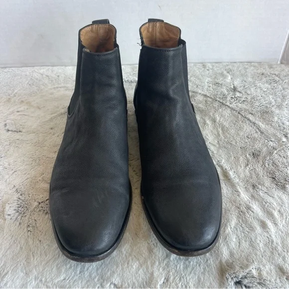 Vince Men's Black Leather Chelsea BootsSize 8.5 Made In Italy